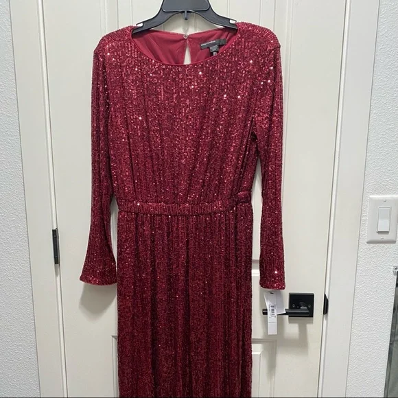 Maggy London | Dresses | Maggy London Long Sleeve Sequin Midi Dress | Poshmark Maggy London | Dresses | Maggy London Long Sleeve Sequin Midi Dress | Poshmark